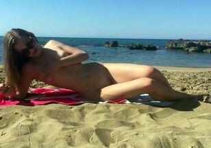 masturbating nude beach